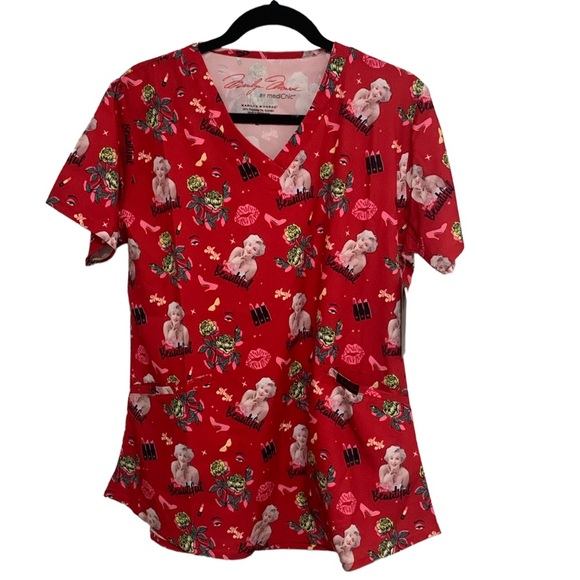 Marilyn Monroe Scrubs Top by mediChic - Picture 1 of 12